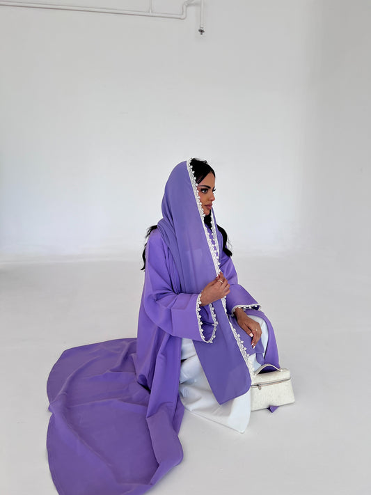Flared Purple Washed Silk Abaya with Lace Trim عباية سادة نص كلوش من الحرير المغسول باللون البنفسجي مع حواف دانتيل