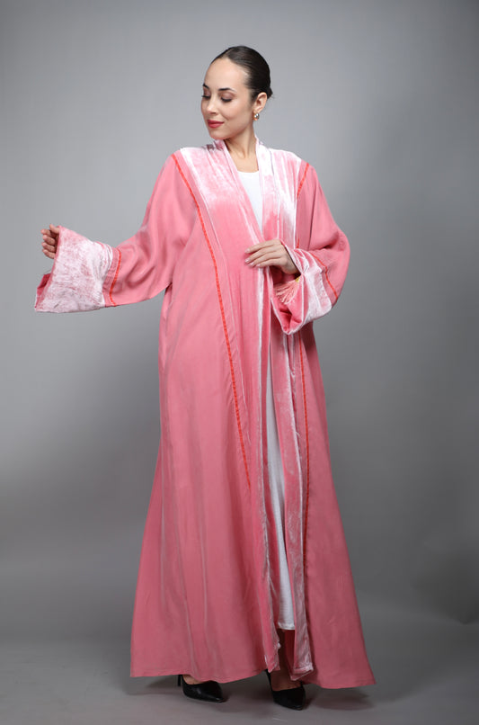 Peachy Washed Silk & Washed Velvet Abaya عباية خوخي (Peachy) من الحرير المغسول والمخمل المغسول