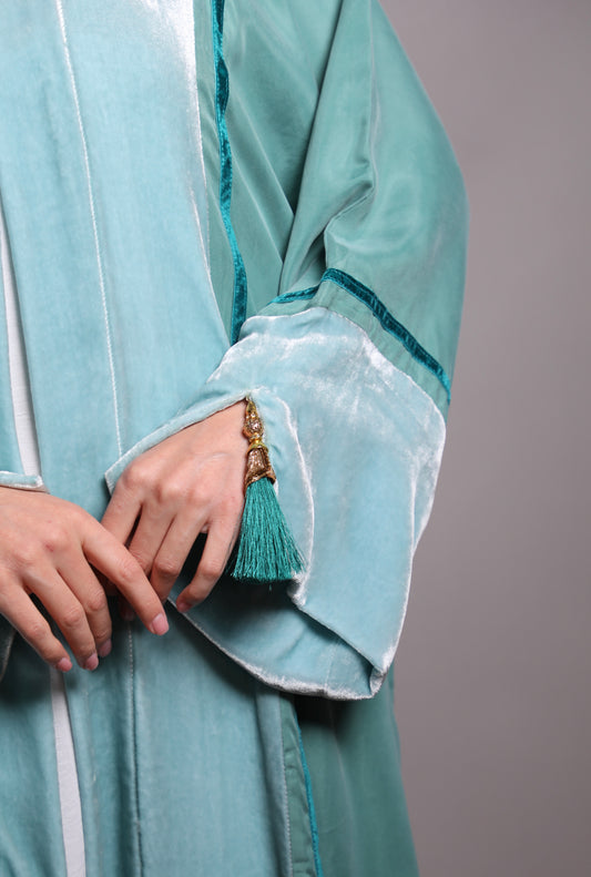 Mint Green Washed Silk & Velvet Abaya عباية أخضر نعناعي من الحرير المغسول والمخمل المغسول