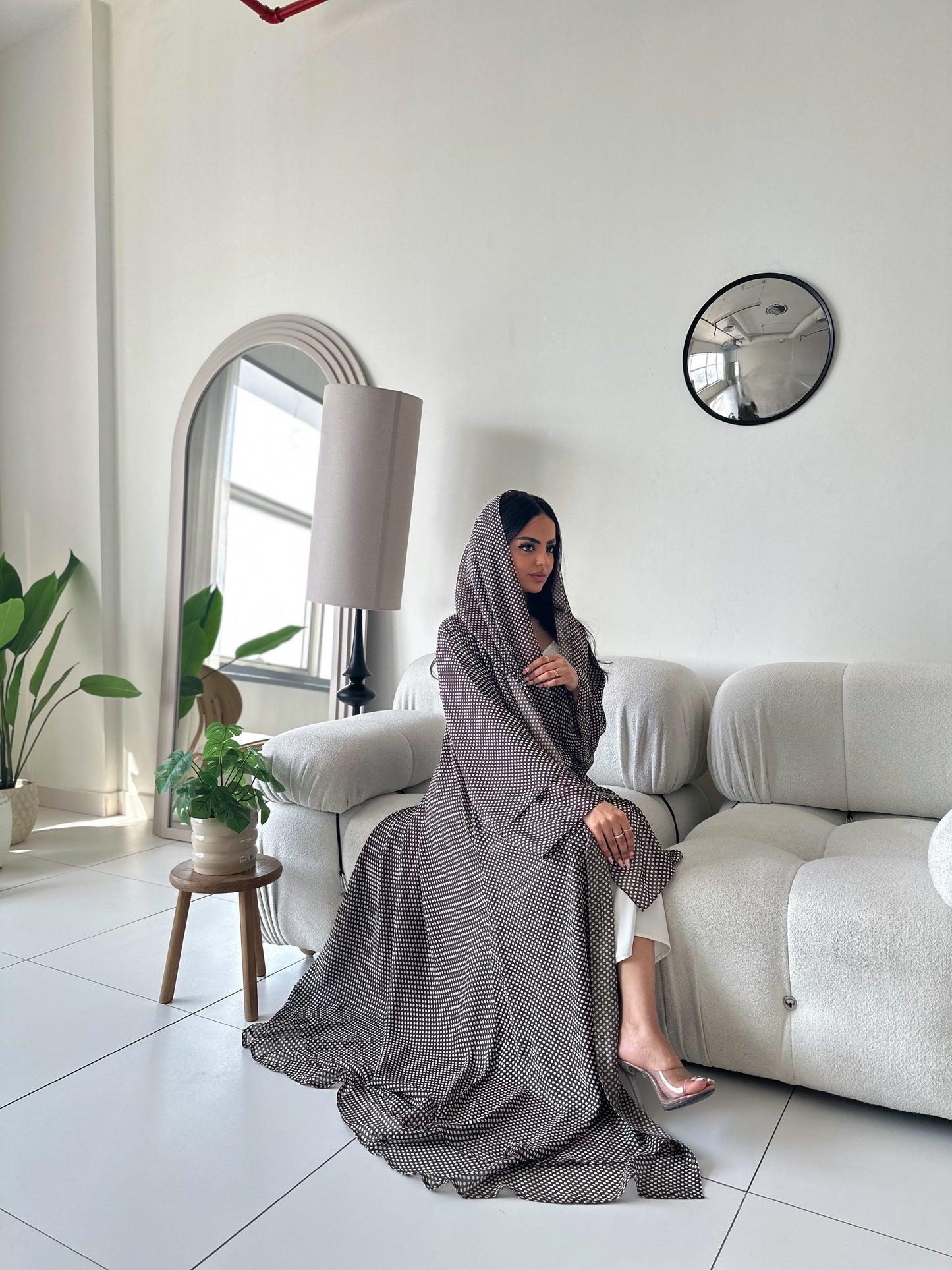 White And Brown Polka Dot Pattern Abaya عباية بولكا دوت  شيفون بيني منقطة يالابيض