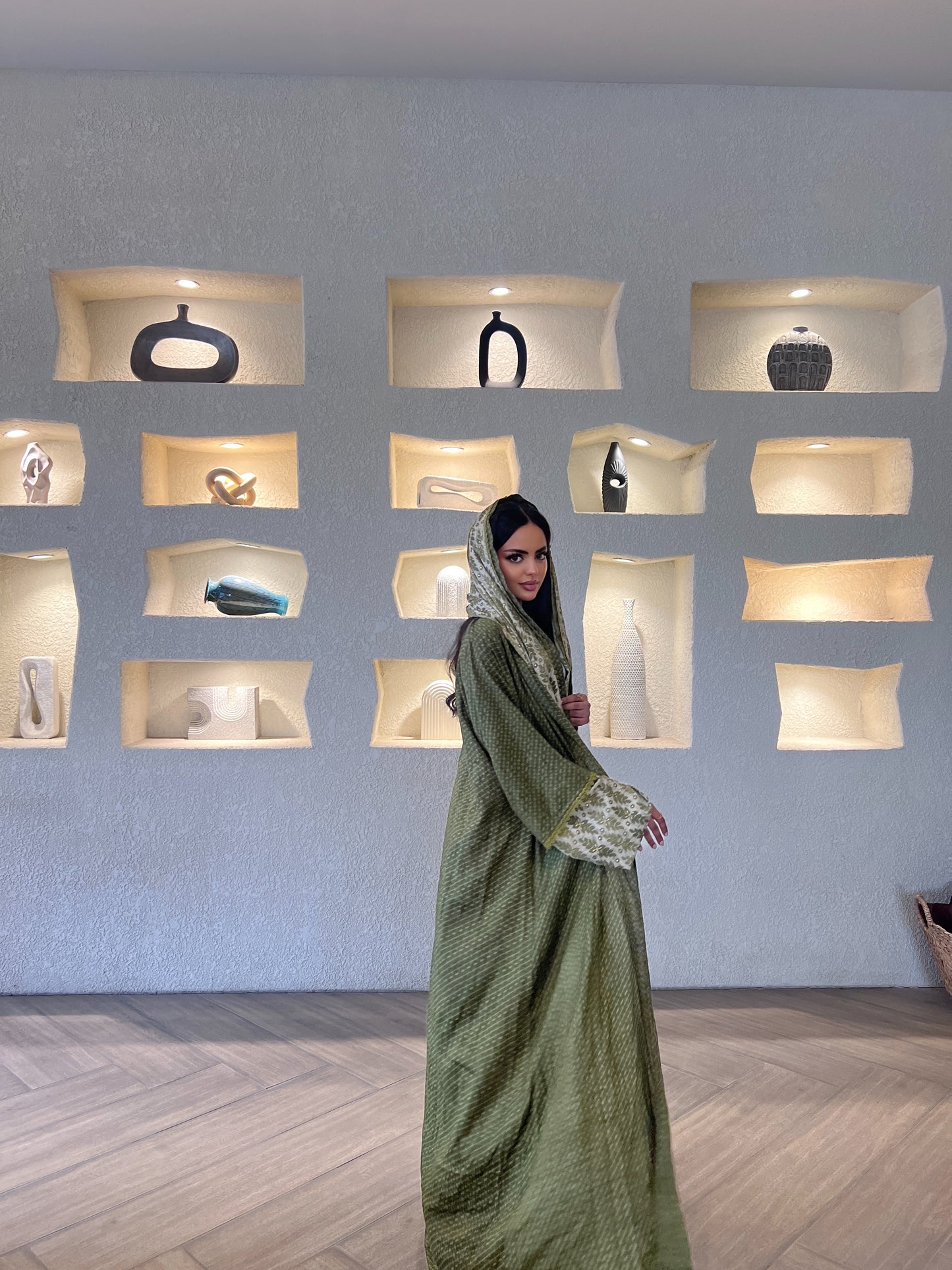عباية هندية أخضر زيتوني Olive Green Indian Abaya