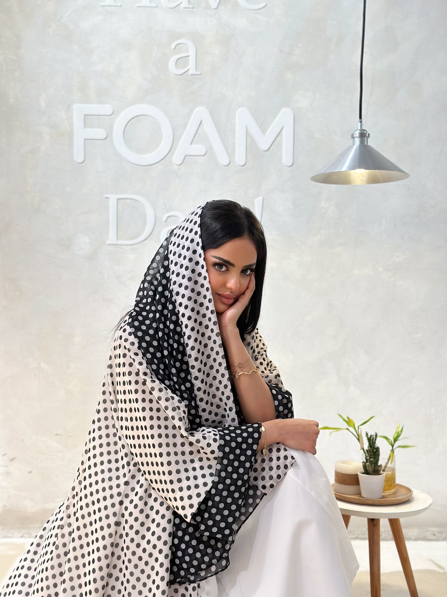 2025 عباية شيفون منقطة - أبيض وأسود | موضة صيف Polka Dot Chiffon Abaya – Black & White | Summer 2025 Trend