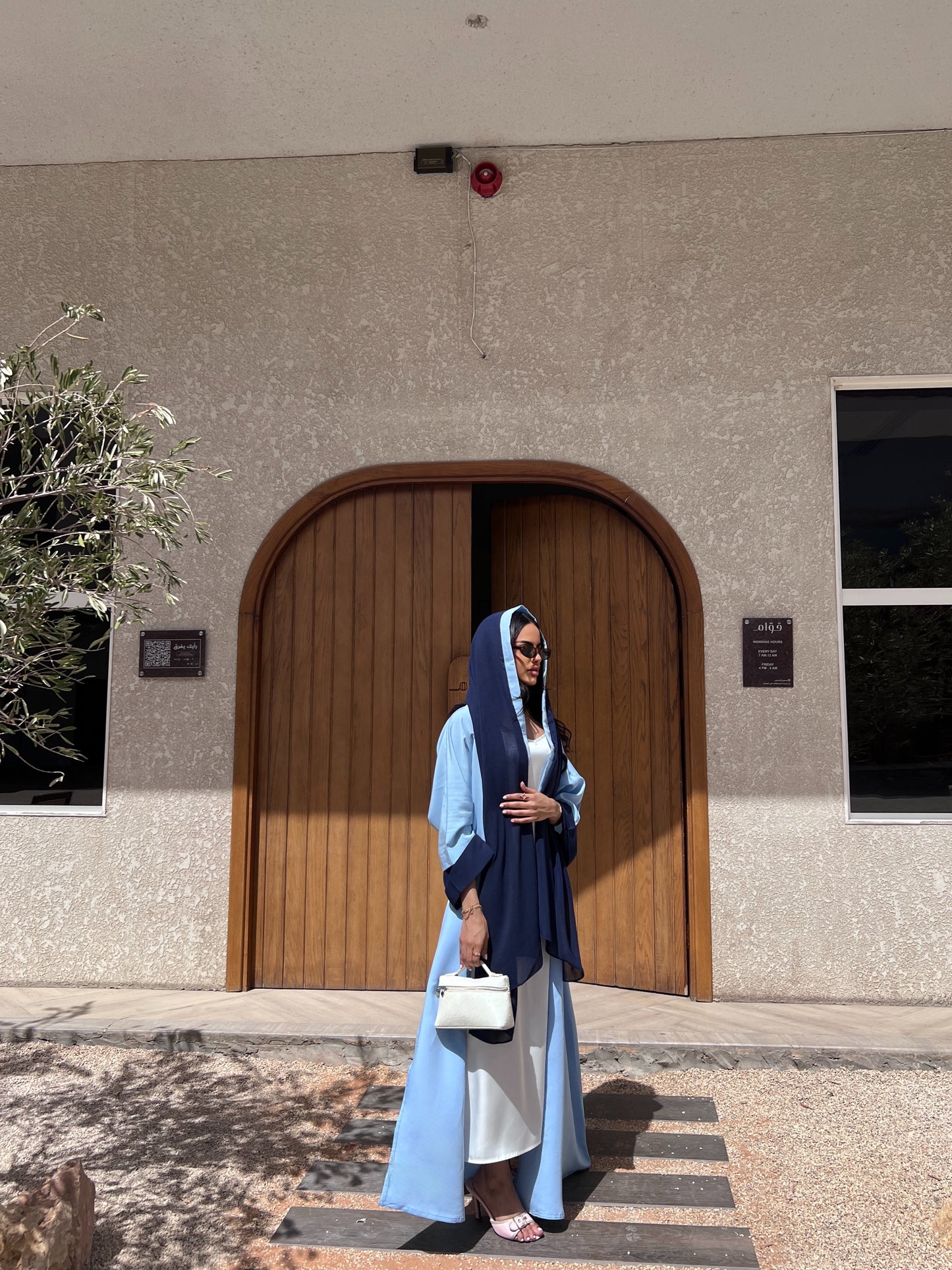 Blue Abaya with Navy Chiffon Scarf عباية بلونين أزرق فاتح بتفاصيل كحلي